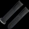 Cinturino nero in caucciù con fibbia déployante per il Seamaster Planet Ocean 600M