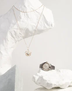 Collier, oro rosso 18k, madreperla
