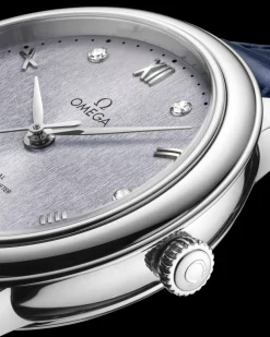 34 mm, acciaio su cinturino di pelle