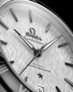 41 mm, acciaio su cinturino di pelle