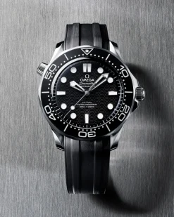 42 mm, acciaio su cinturino in caucciù