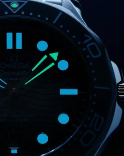 42 mm, acciaio su cinturino in caucciù