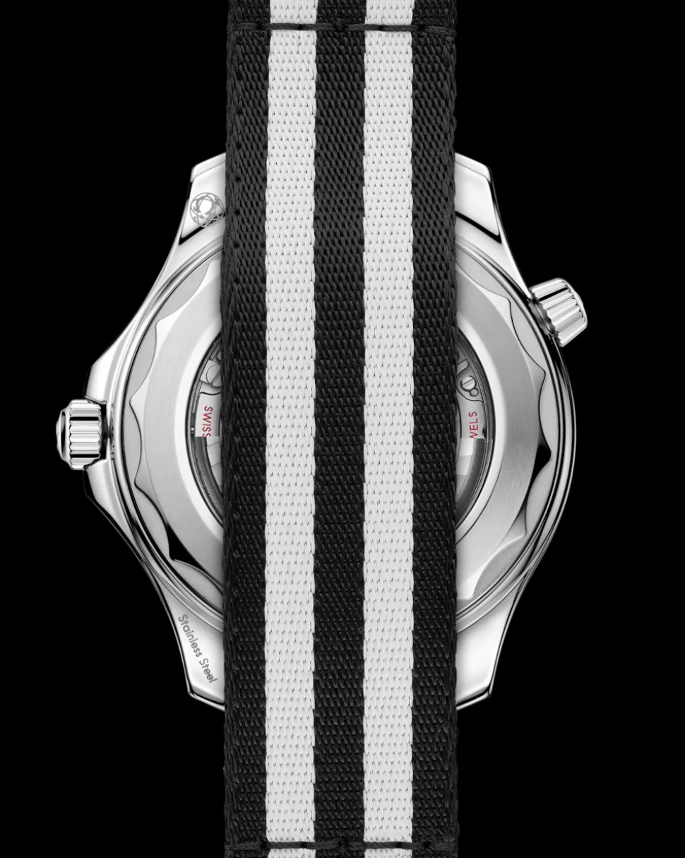 42 mm, acciaio su cinturino NATO