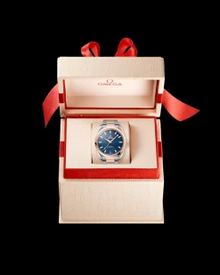 38 mm, acciaio‑oro Sedna™ su acciaio‑oro Sedna™