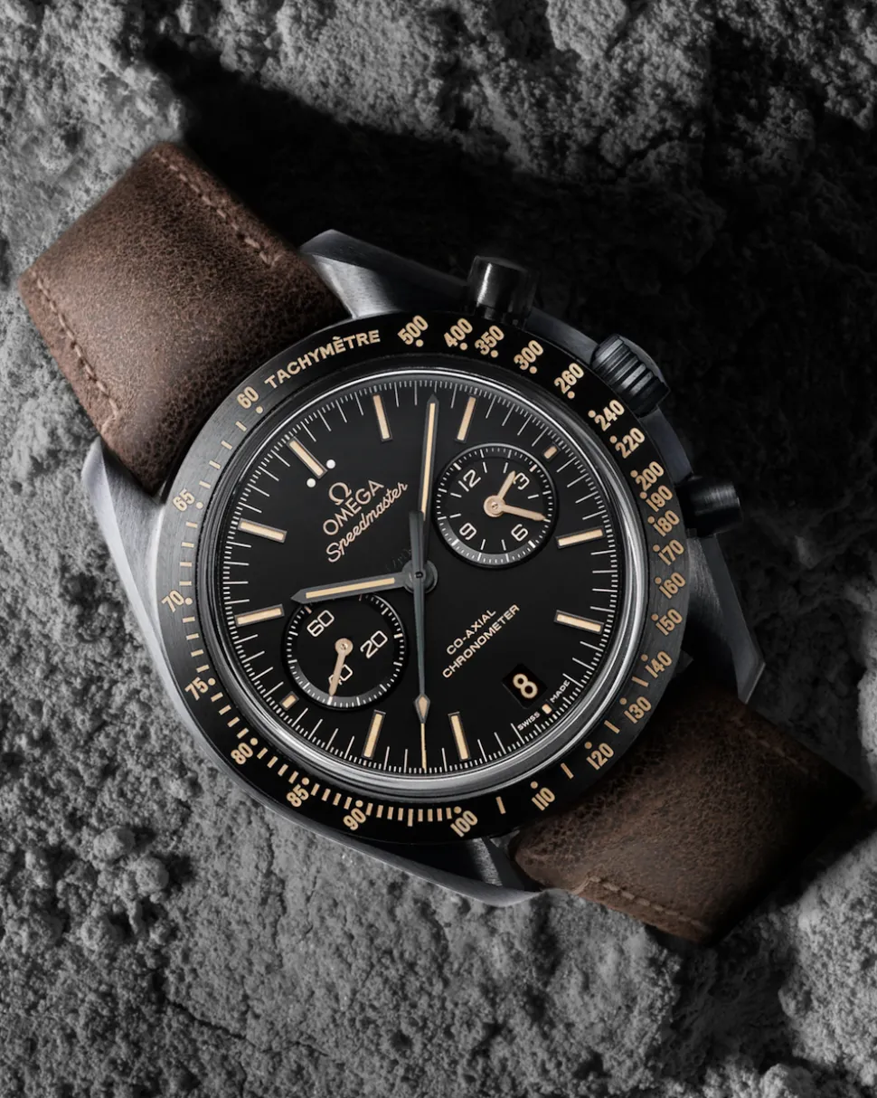 44,25 mm, ceramica nera su cinturino di pelle