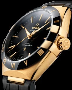 41 mm, oro giallo su cinturino di pelle
