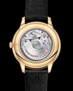 41 mm, oro giallo su cinturino di pelle
