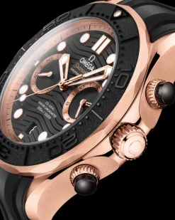 44 mm, oro Sedna™ su cinturino in caucciù