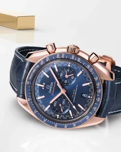 44,25 mm, oro Sedna™ su cinturino di pelle