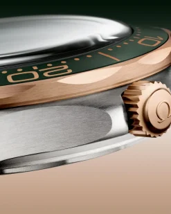 42 mm, titanio ‑ Bronze gold su cinturino in caucciù